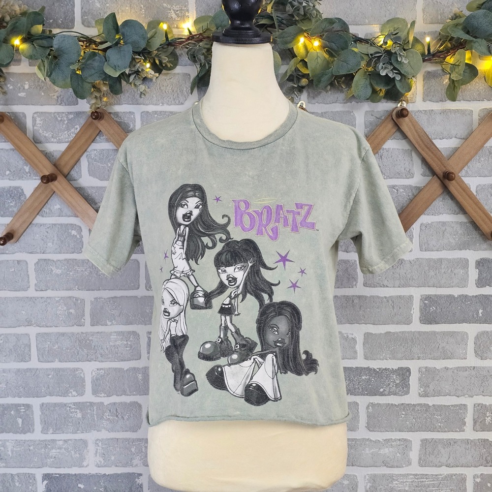 Bratz Graphic Crop Top Womens XS Sage Green Y2K Style Raw Hem Tee